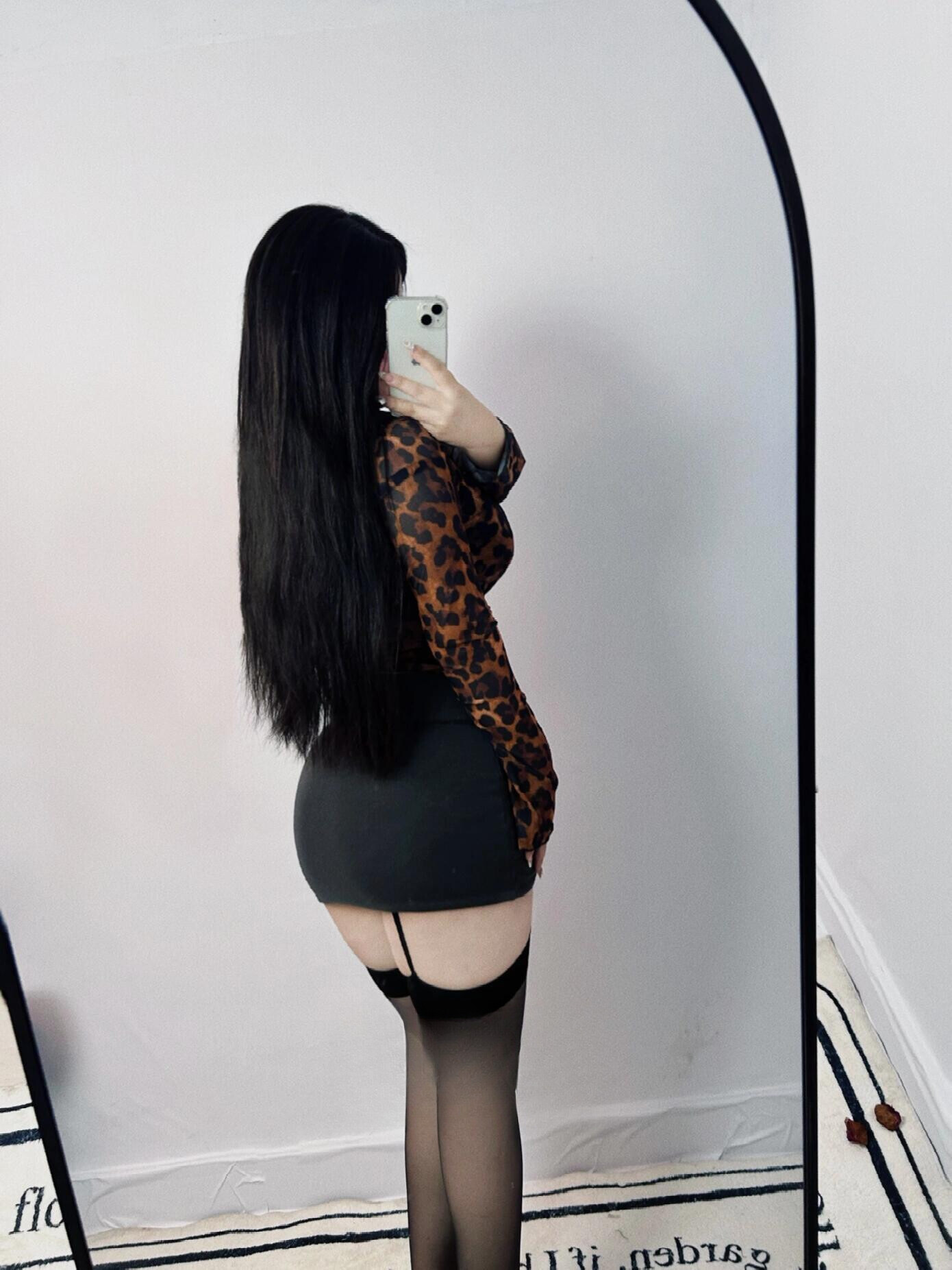身材好穴紧水多的少女