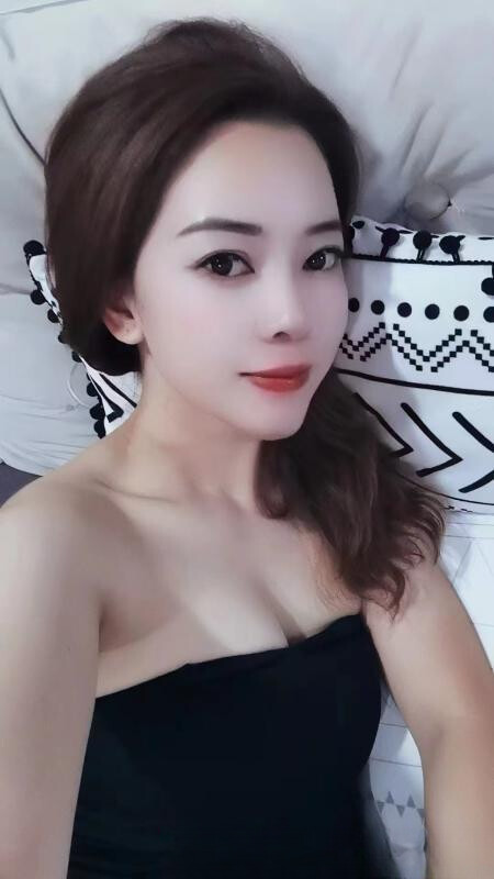 性感可爱嫩妹
