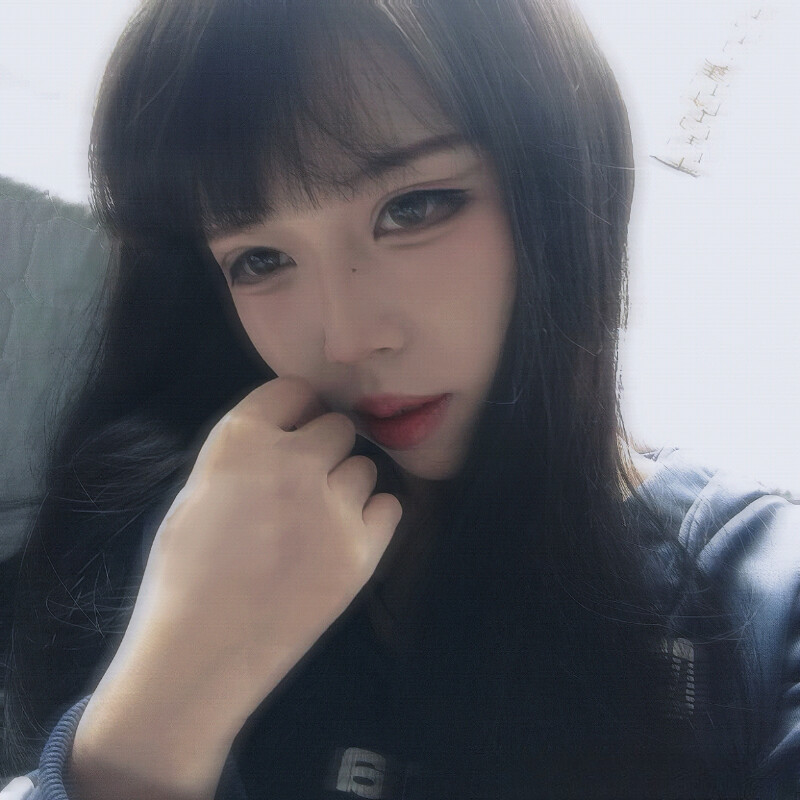 19岁颜值高小猫超好
