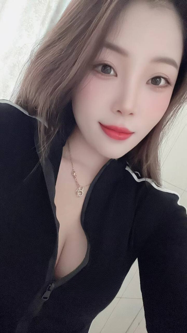 龙岗服务型巨乳御姐老师