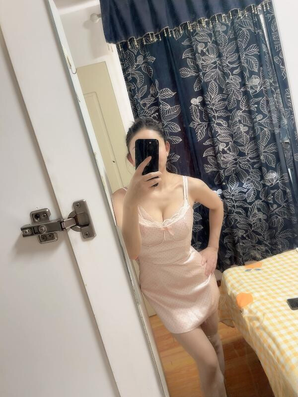 角门性感中小活妹子