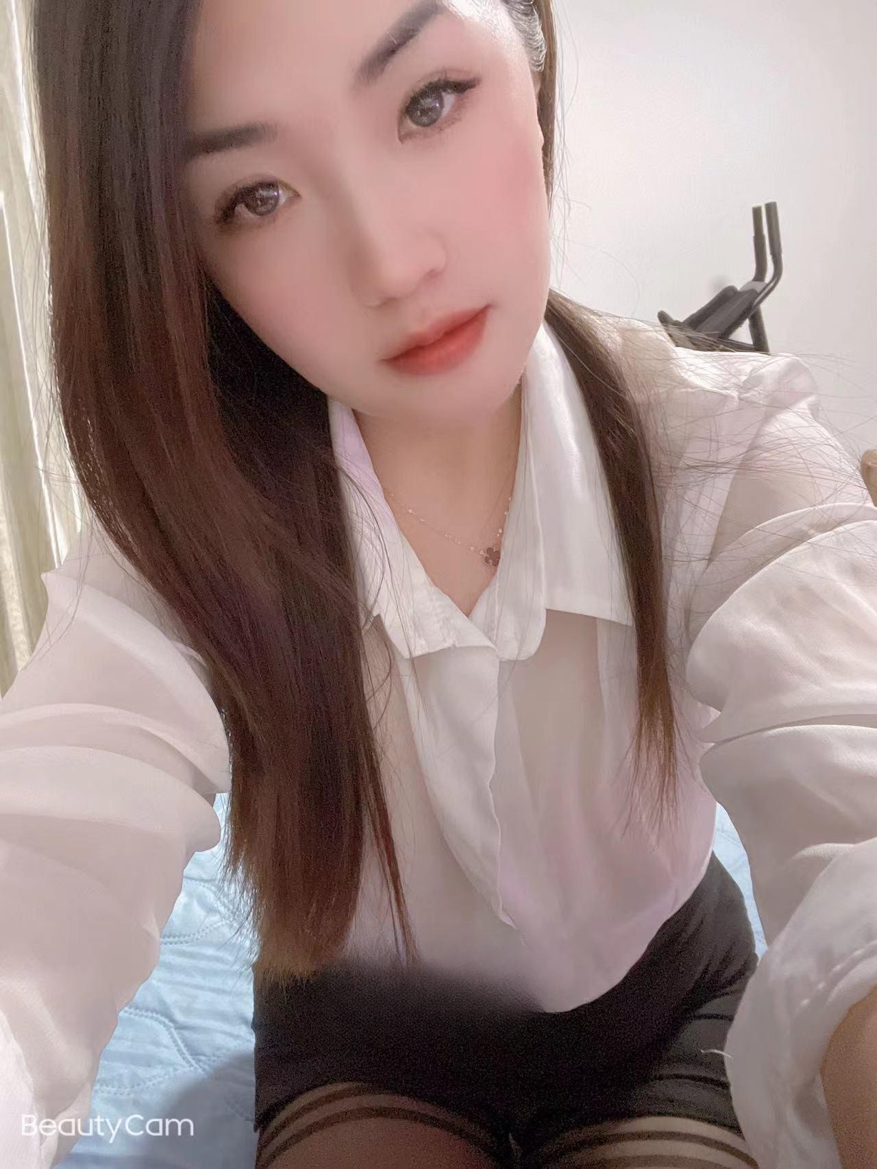 桥西性感美女月月