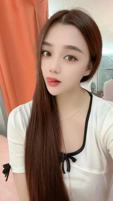 大奶子芒果妹
