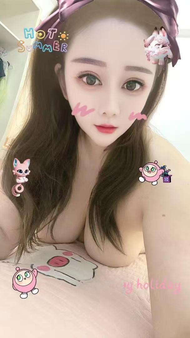 大胸翘臀小蜜蜂