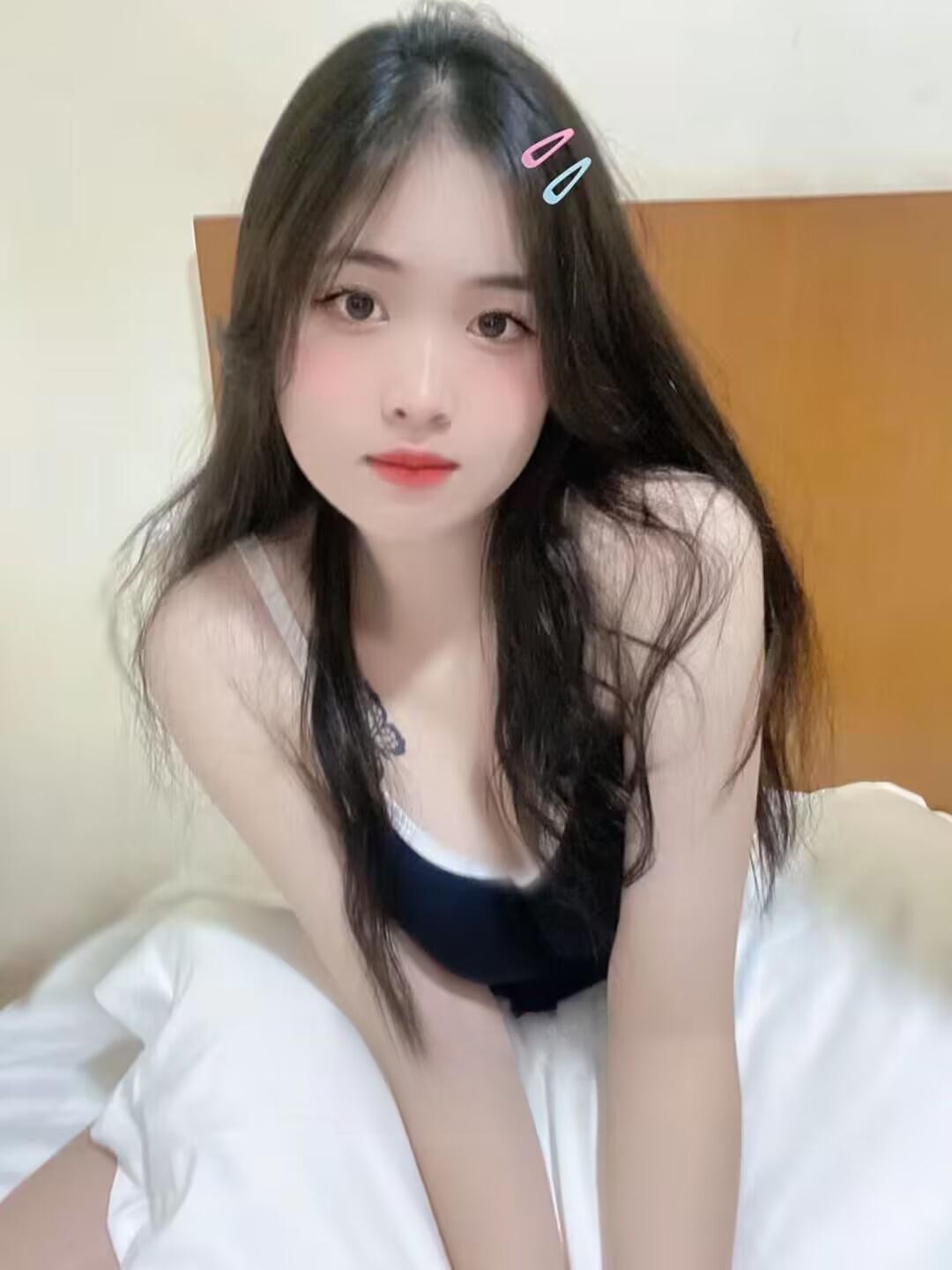 朝阳爽约软软的小妖女