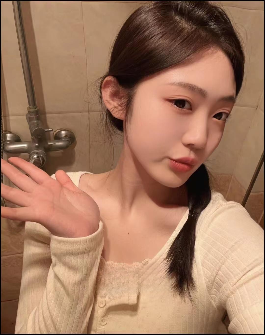身材颜值超好大奶嫩妹