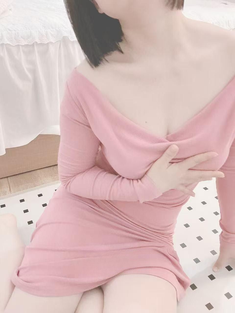 俏皮性感的美女被我老二给滋润得红光满面