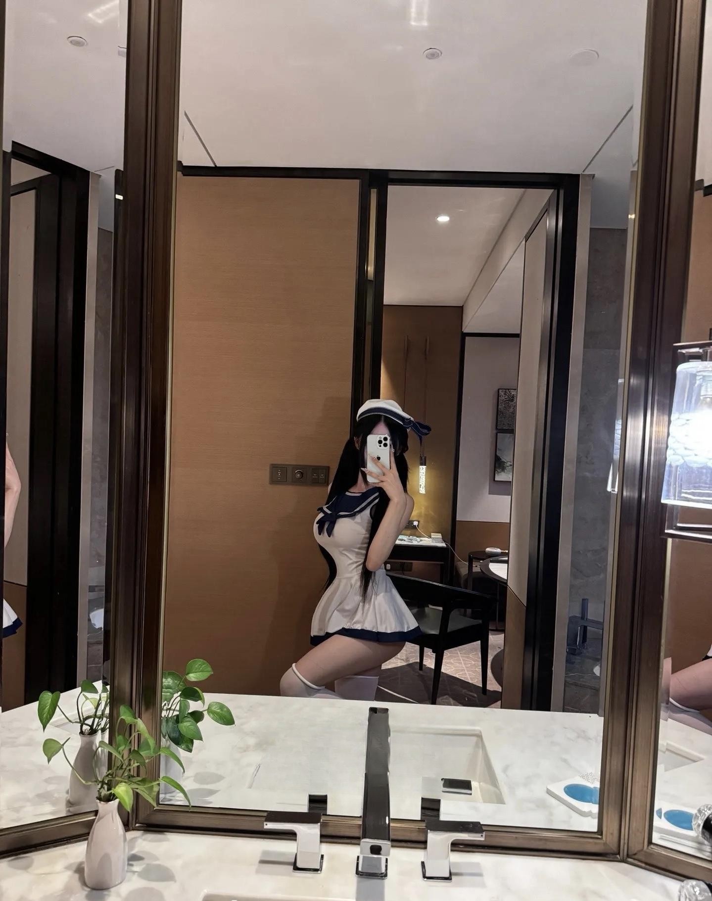 美女丝袜大长腿