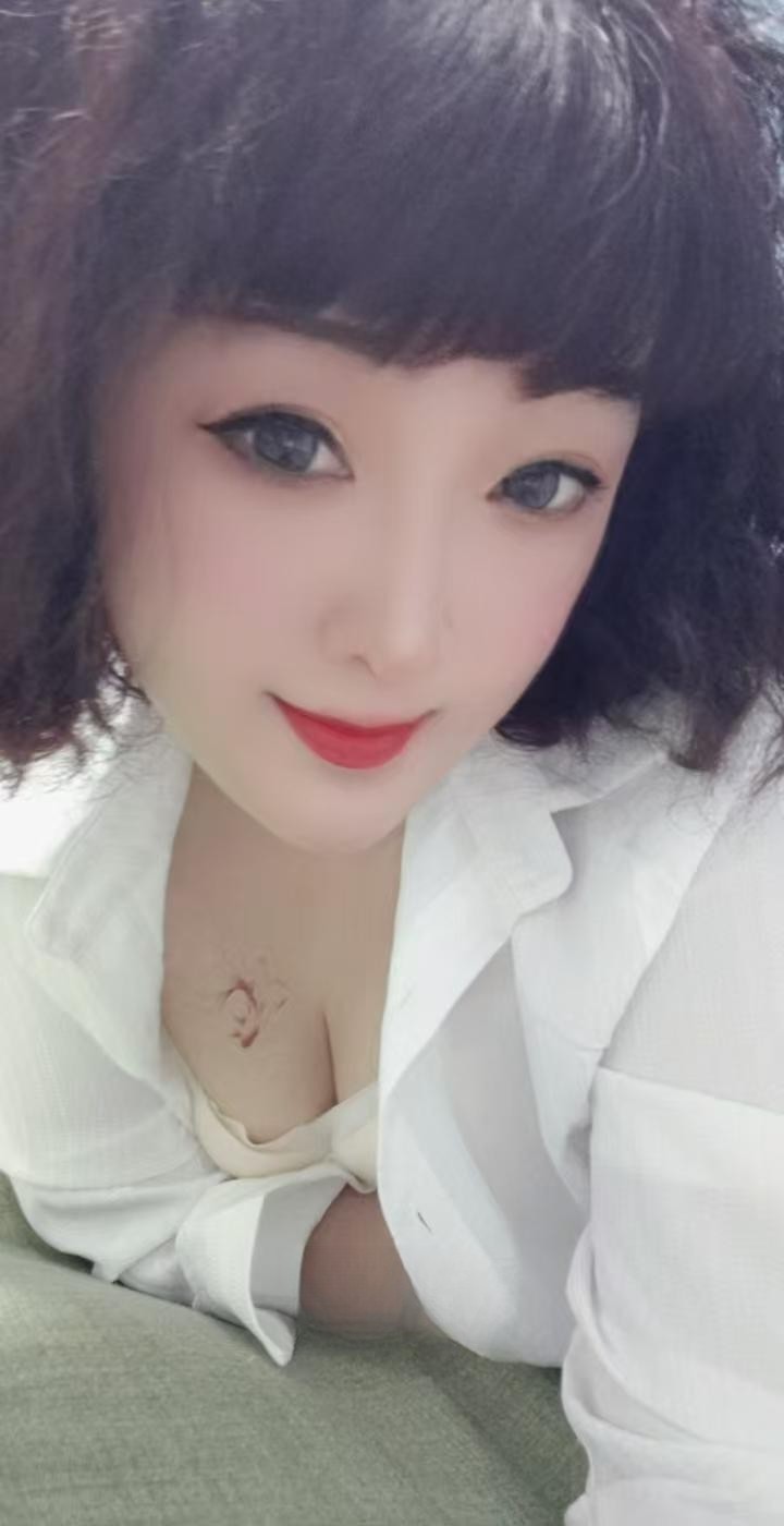 实惠泻火熟女