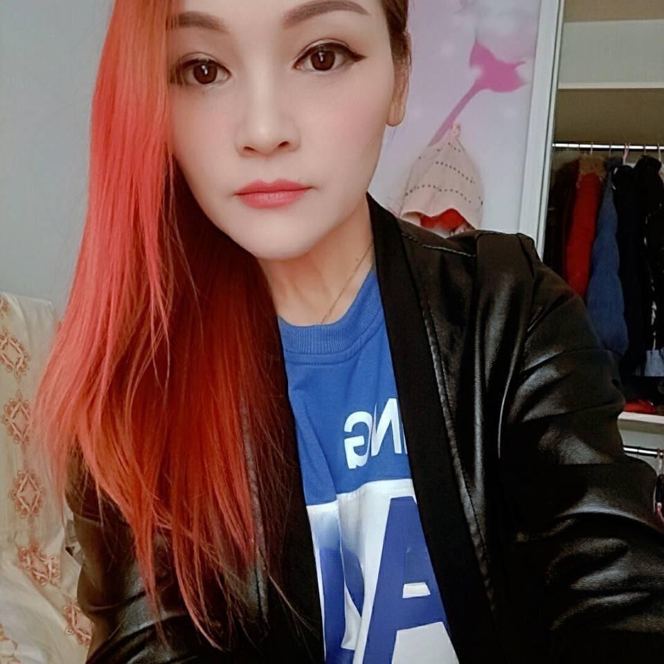 大奶甜甜