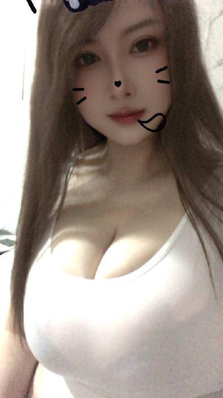 极品大奶子兼职口活天花板