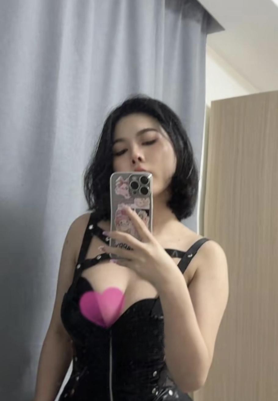 丰泽大奶服务系小姐姐