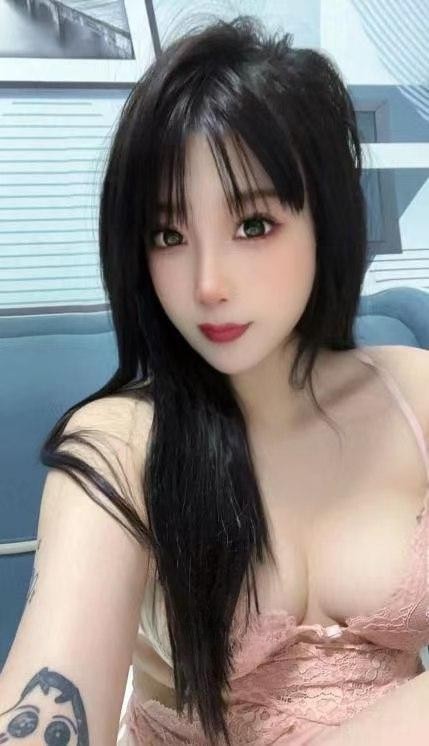 南山白嫩大胸