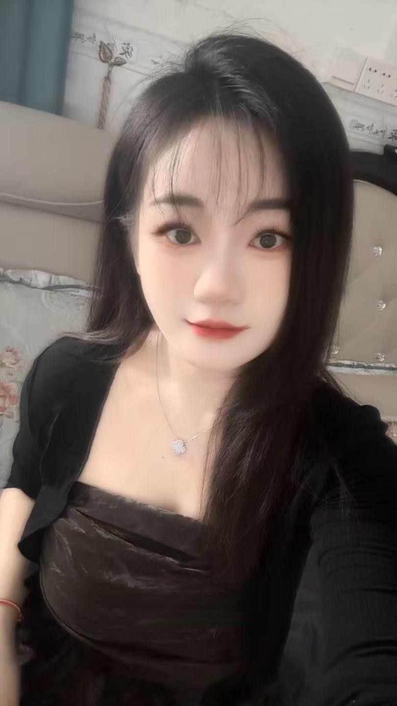 大胸妹心儿