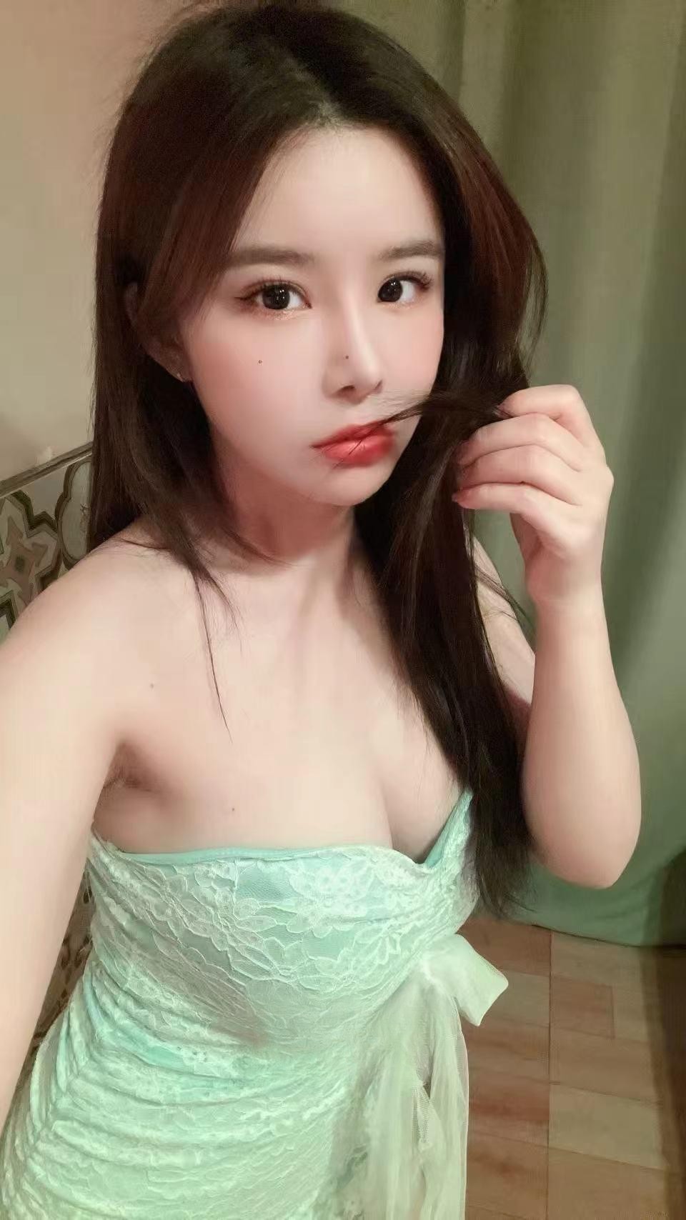 坂田美乳暖暖