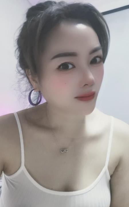 性感大胸嫩妹水多耐操