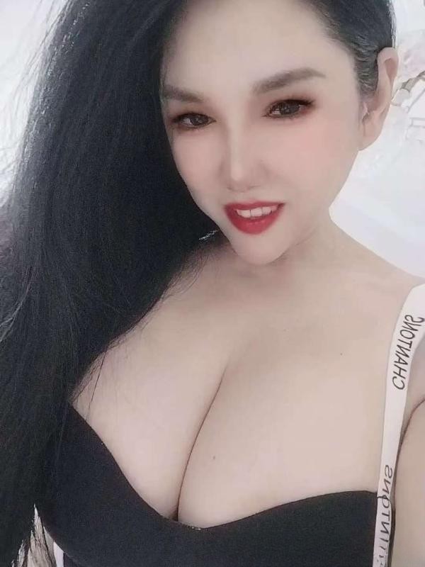 新吴区大胸姐