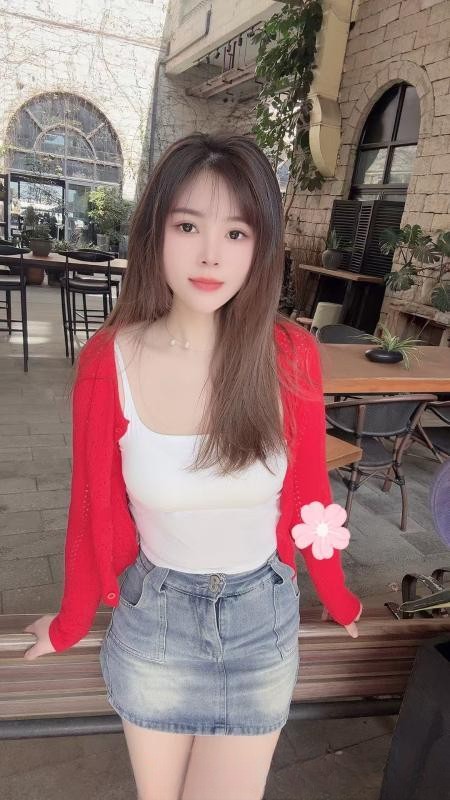 海珠轻熟大波莎姐