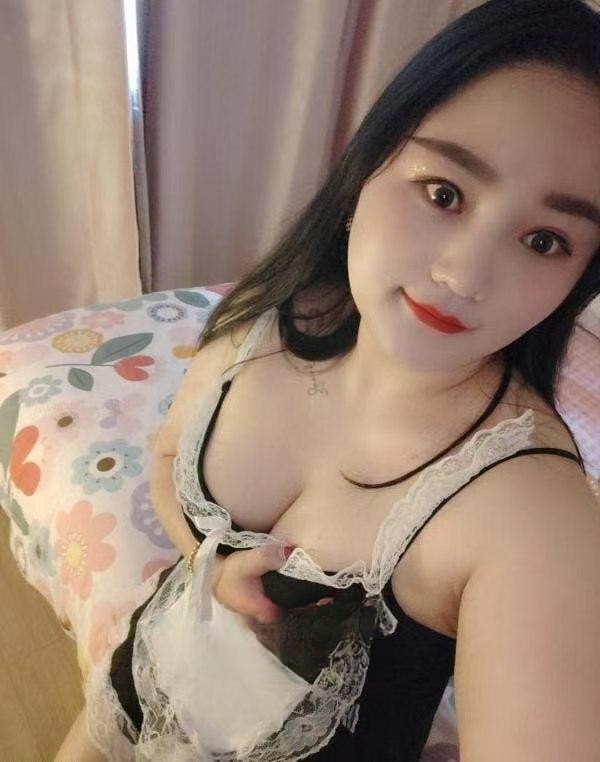 体验多面小少妇