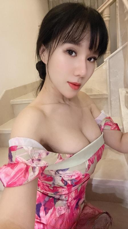 D奶长舌少妇