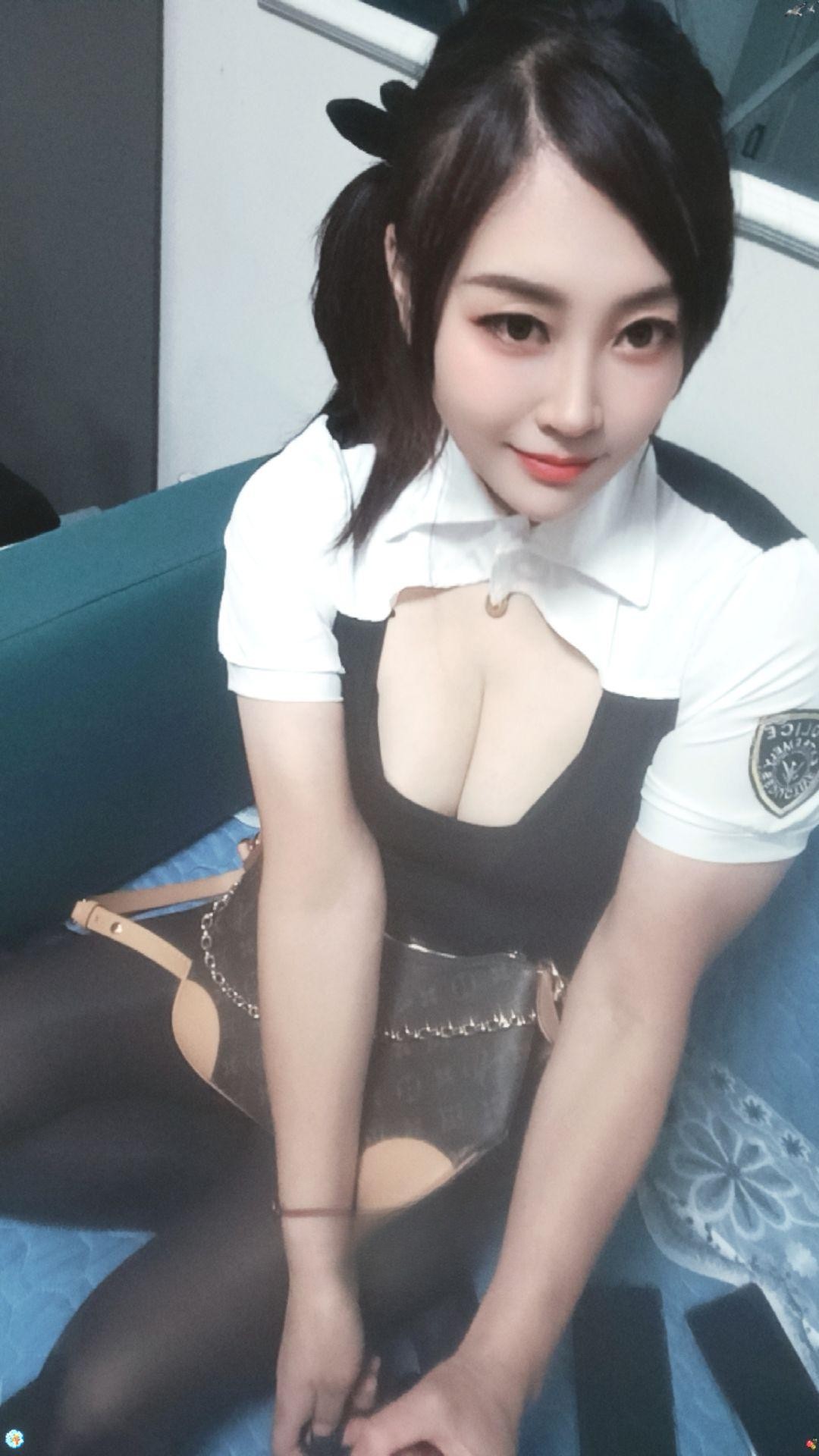 水多耐操骚货琳琳