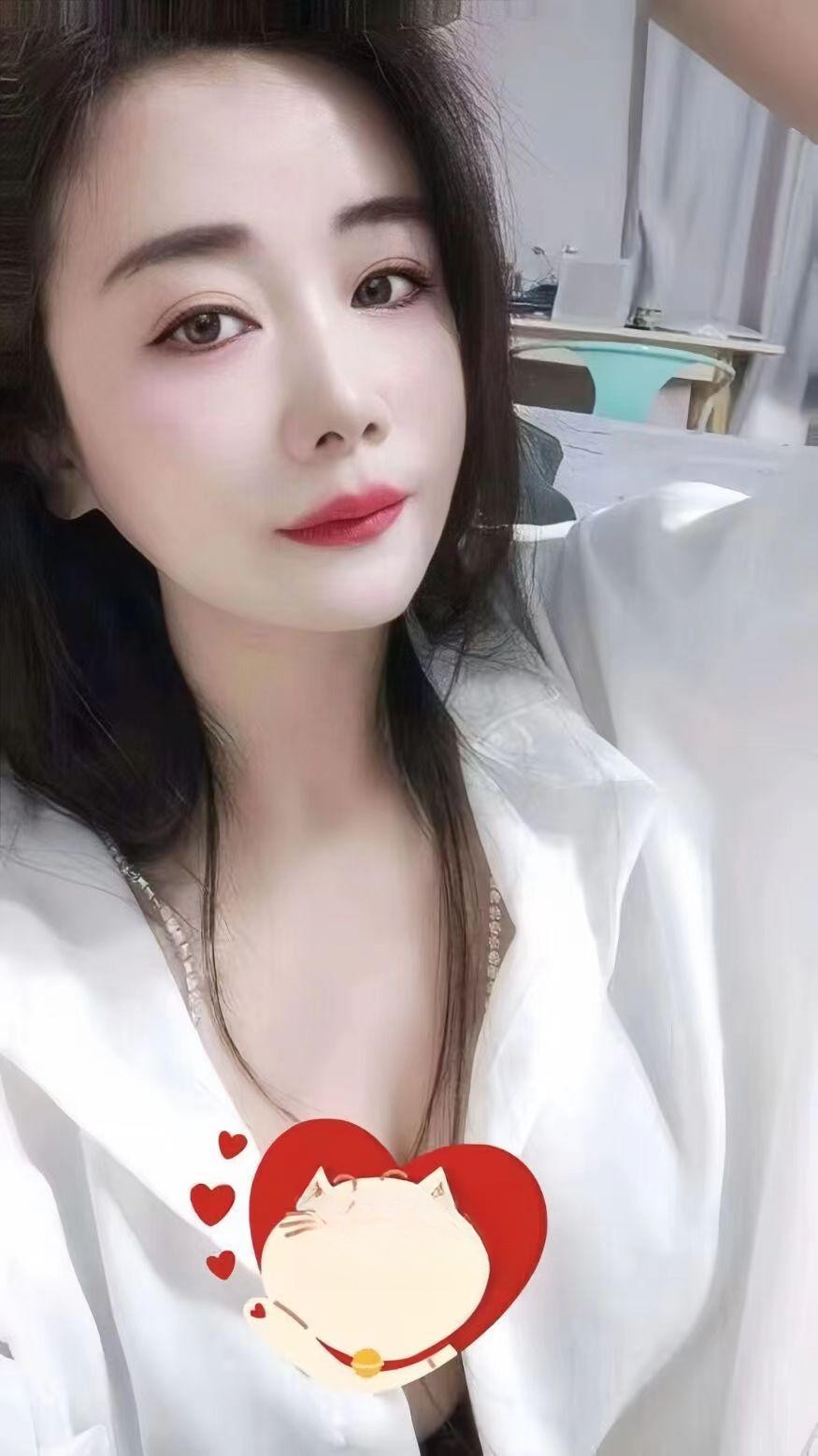 妹妹口活好胸大穴紧各种姿势