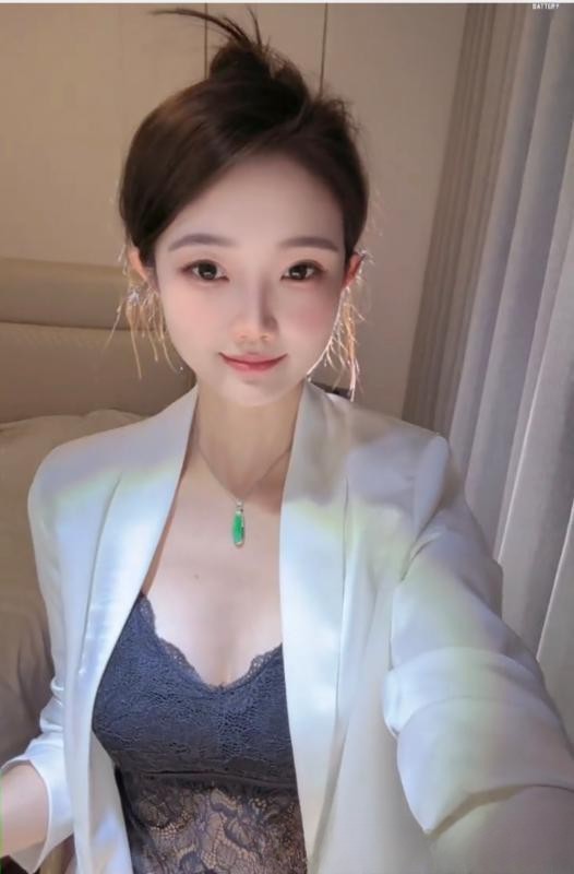口碑还不错的妹子