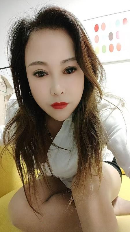 角门西大胸熟女