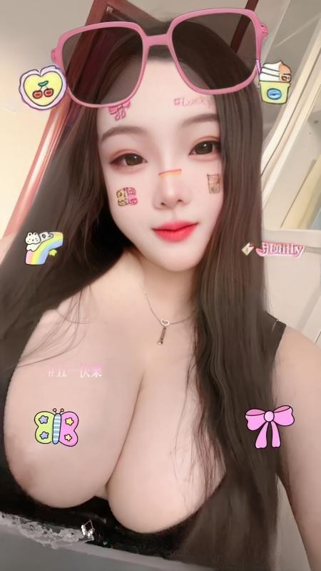 巨乳小坦克泡泡