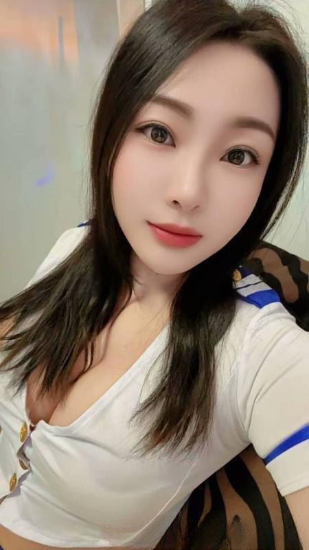 龙首性感少妇