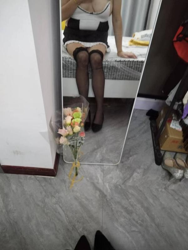 钟楼深喉技术型熟女