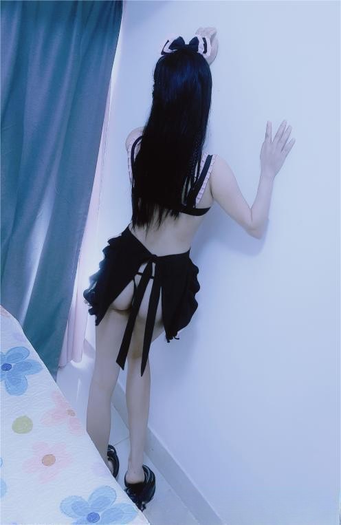 政务中项妮妮