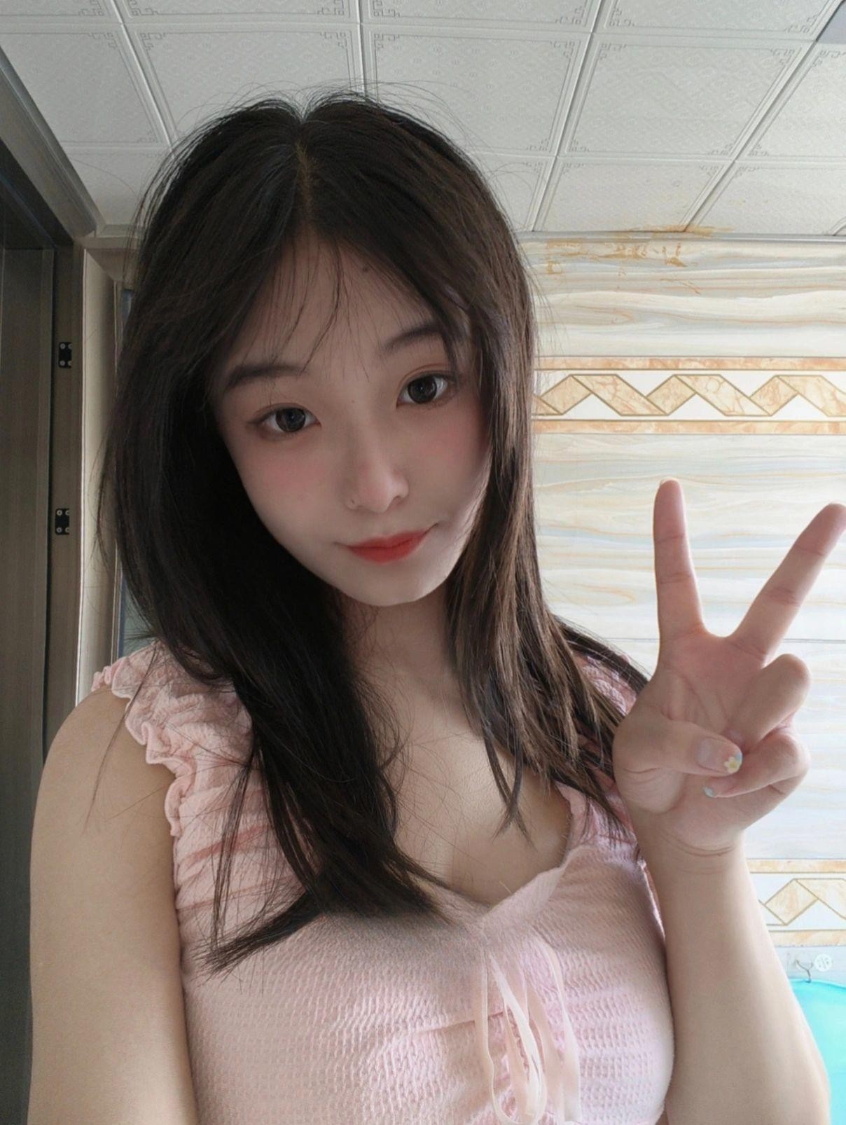 丰满妹妹可颜射随意调教