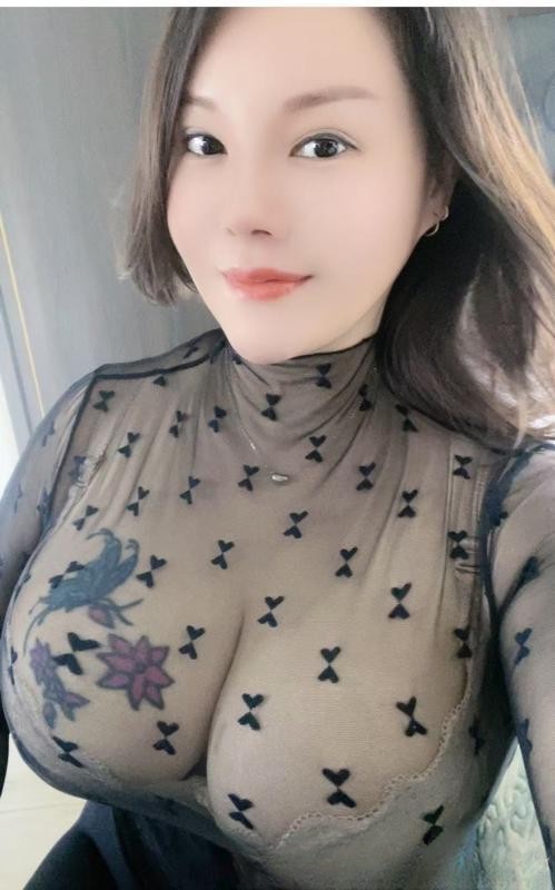 玄武大胸浪女