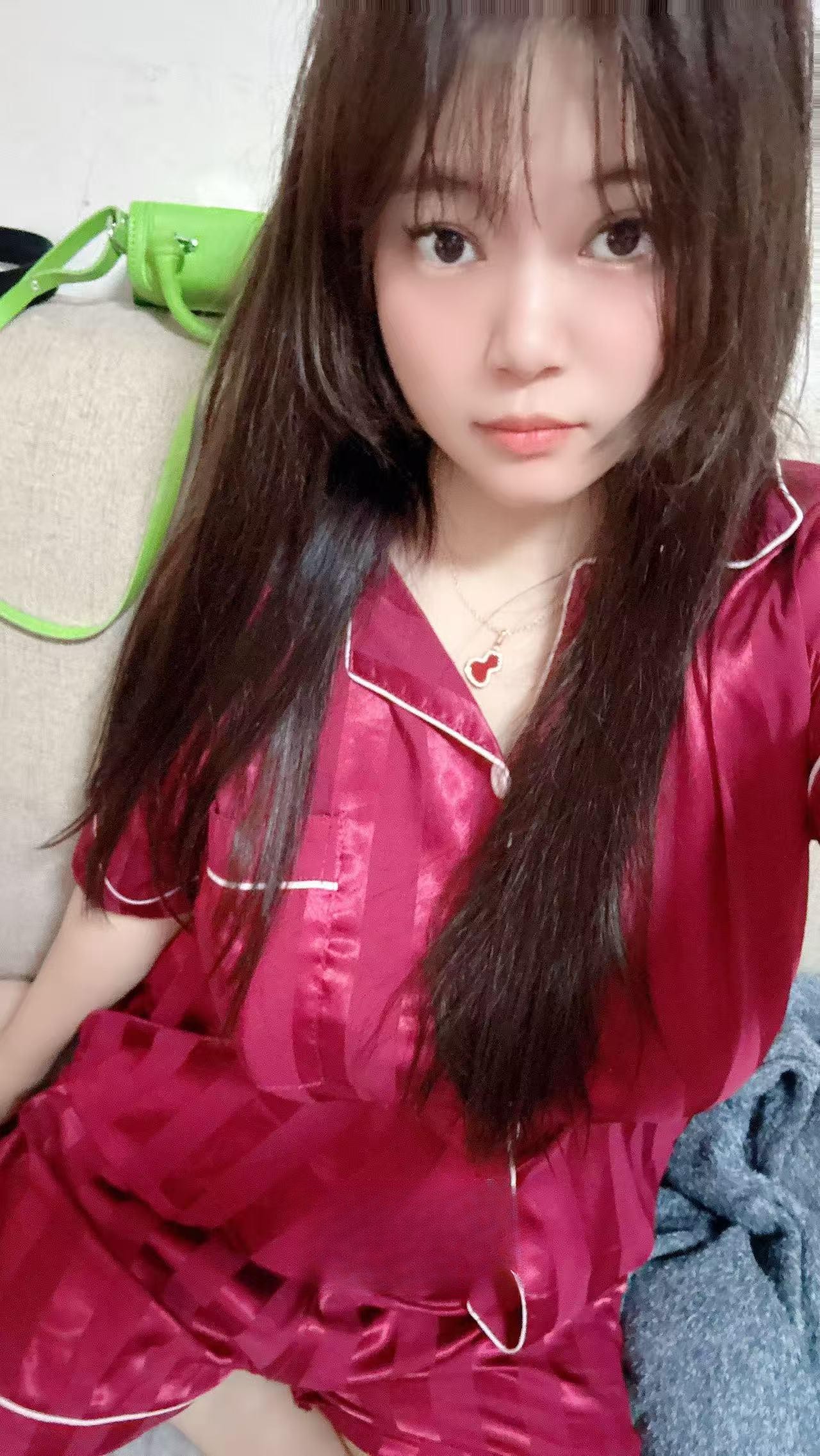 罗湖娇小小莲