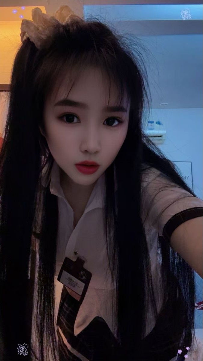 罗湖小白虎柔柔