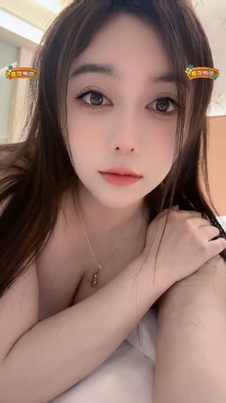 东区大胸妹妹柒柒