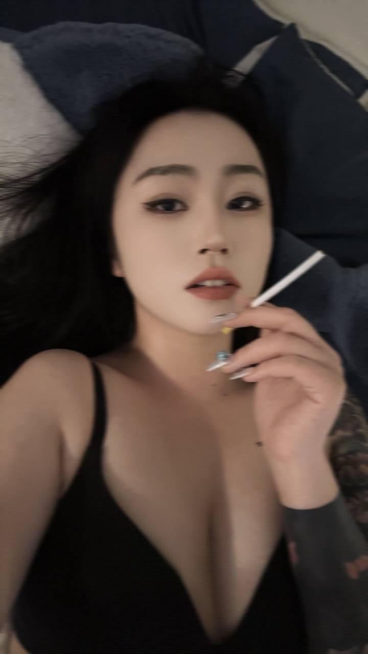 独立风骚的雯雯姐姐