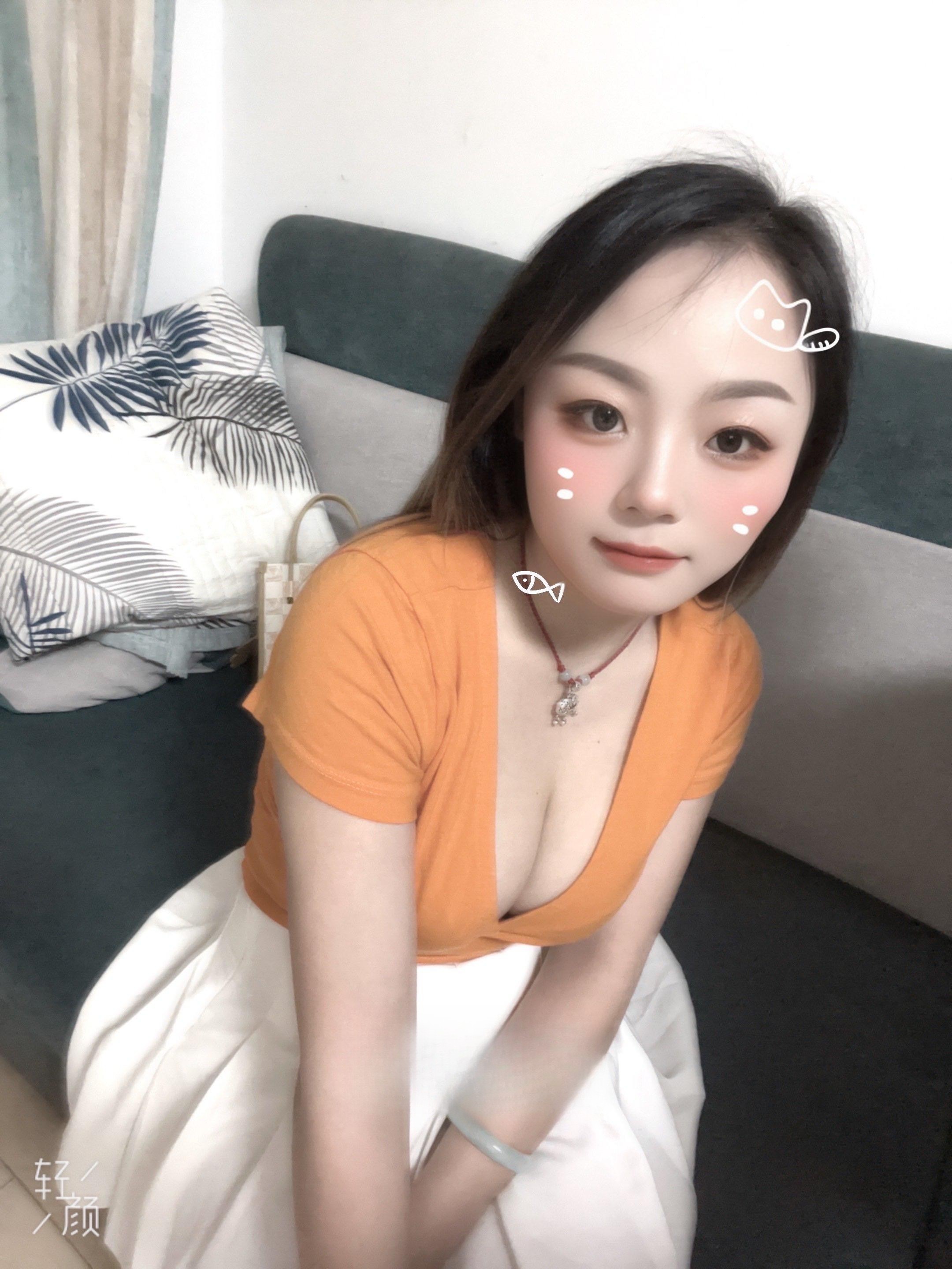 性价比大胸服务控小妹