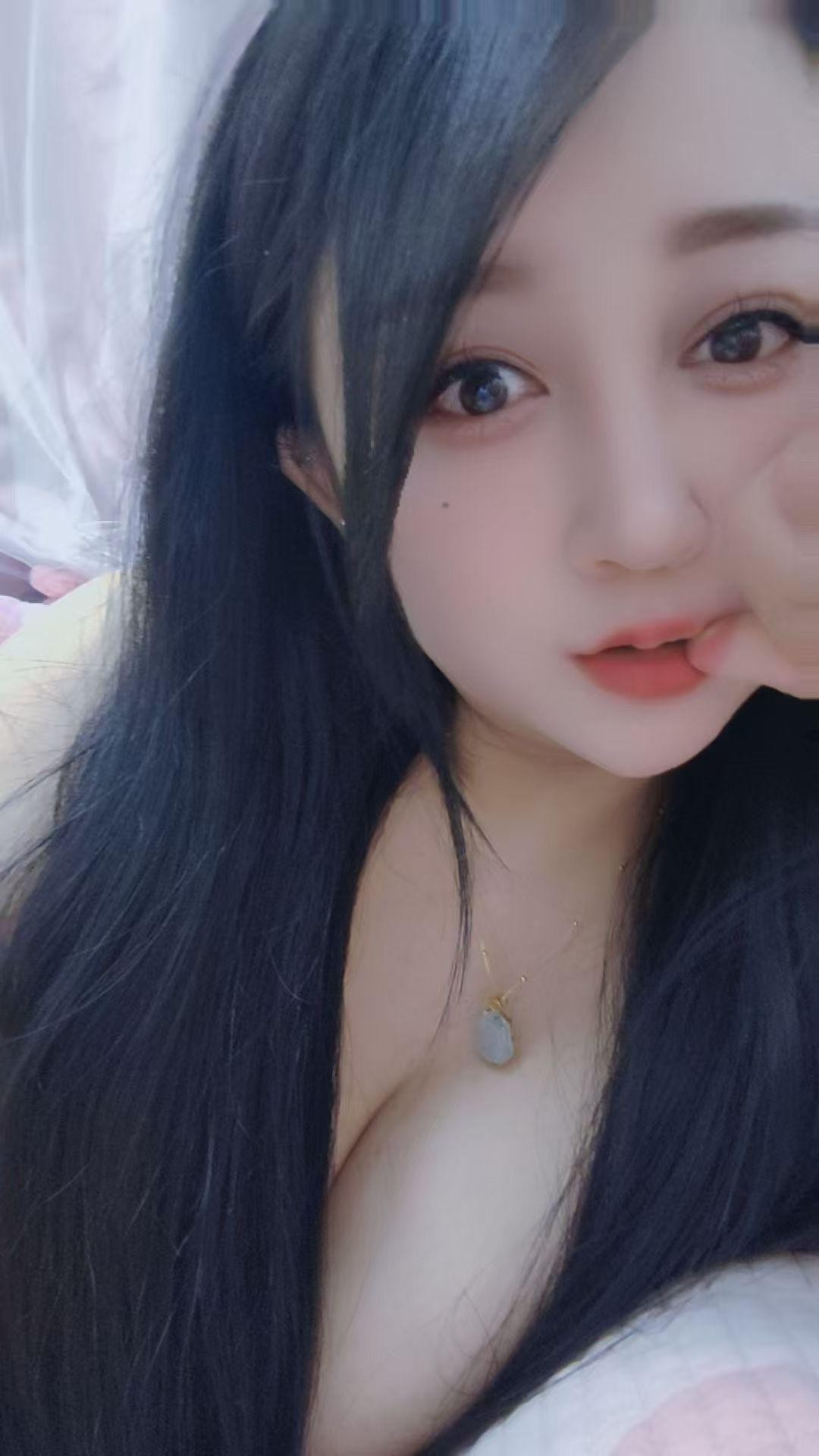 丰乳肥臀轻熟人妻