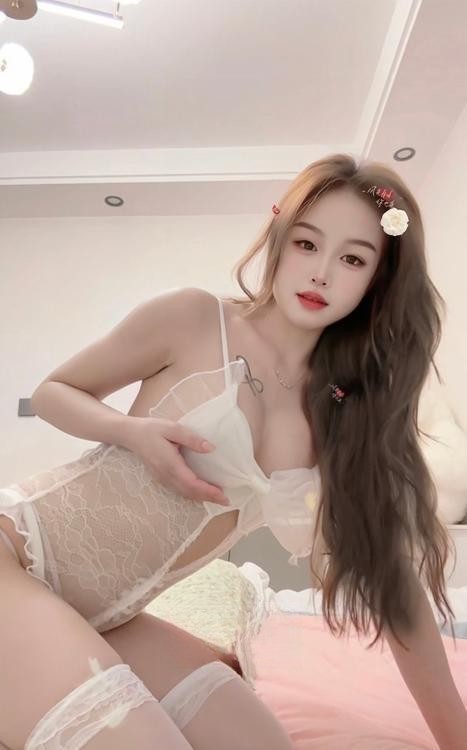 大奶性感尤物全套服务
