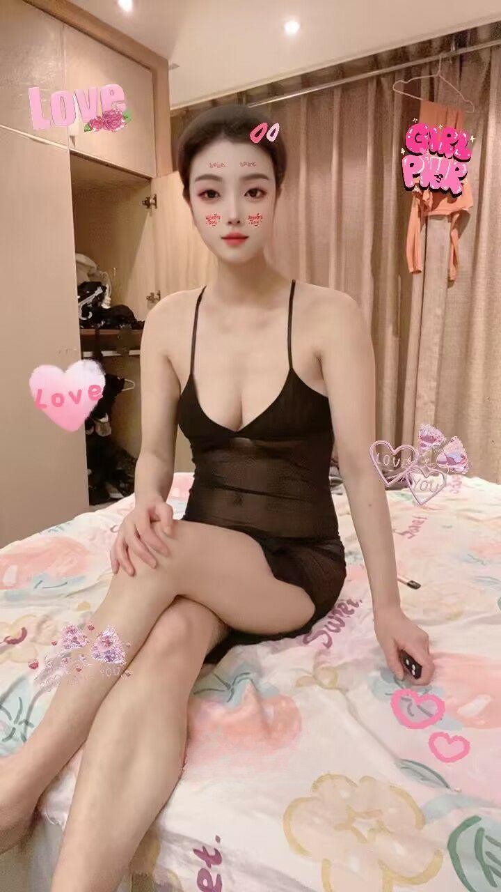 姑苏黑丝少妇制服诱惑
