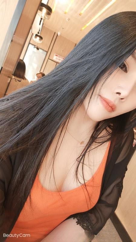 龙华小妮