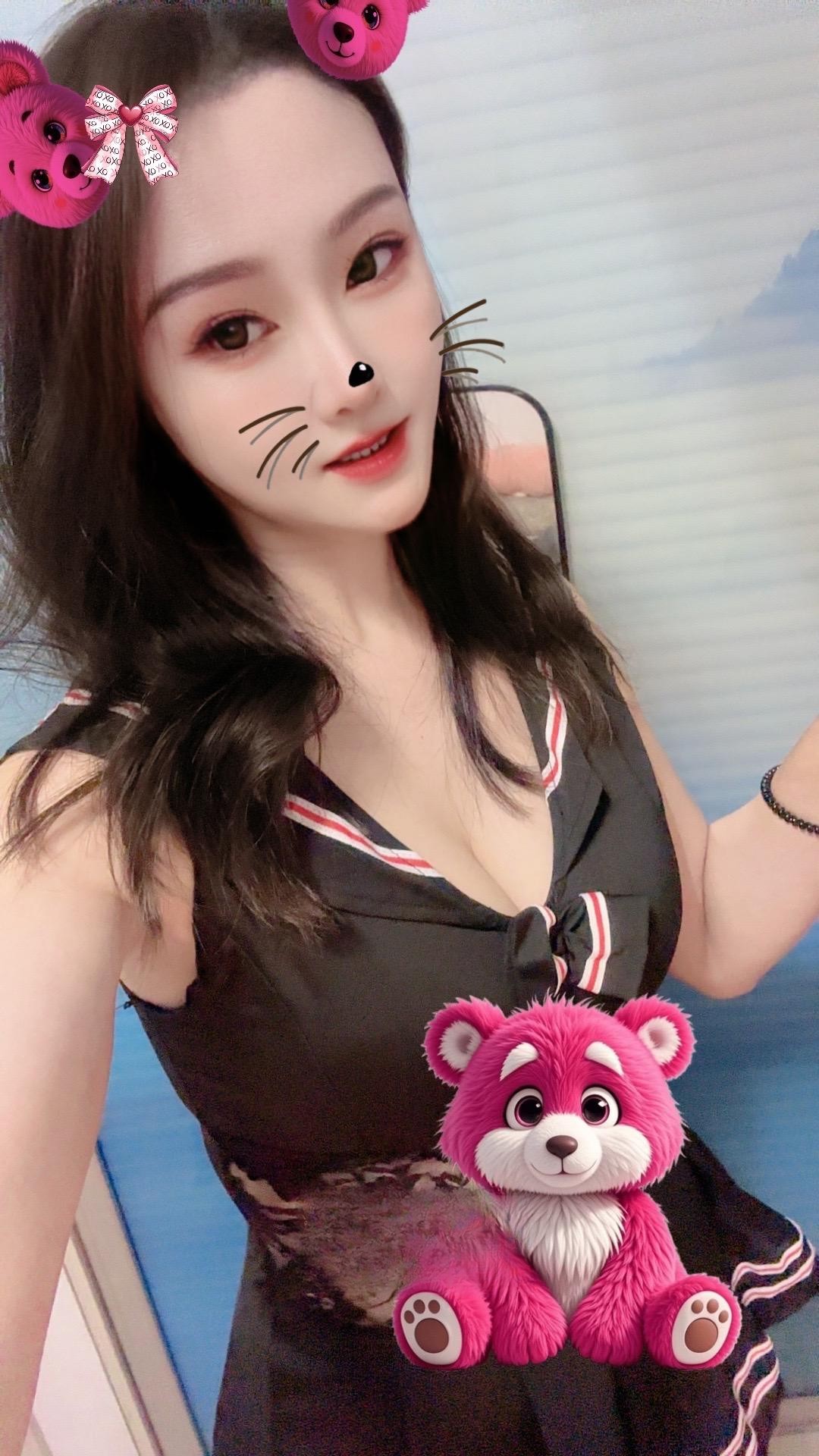 大屁股深喉毒龙少妇
