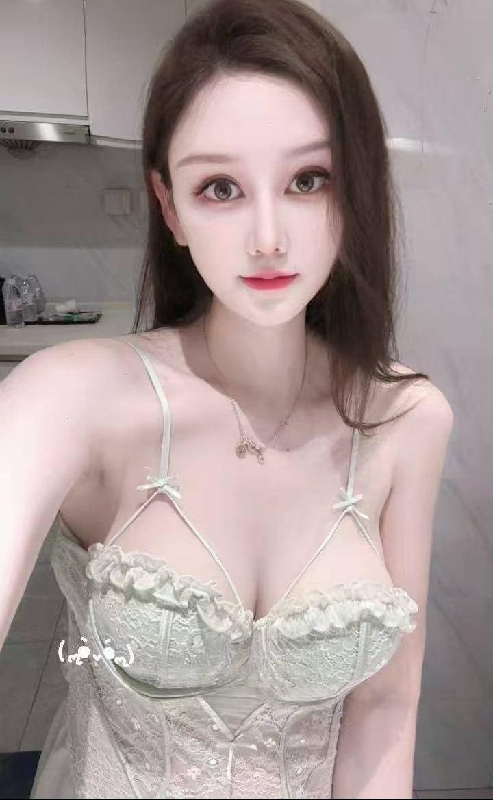 蜀山风骚少妇 会玩