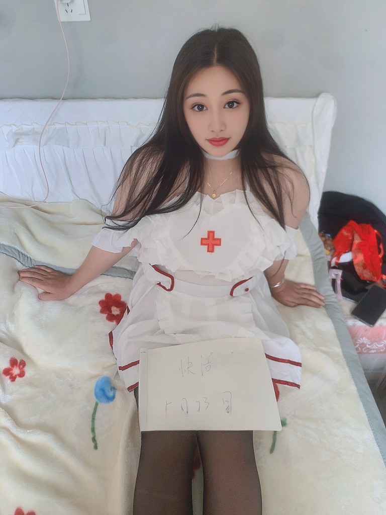 护士装服务型小姐姐