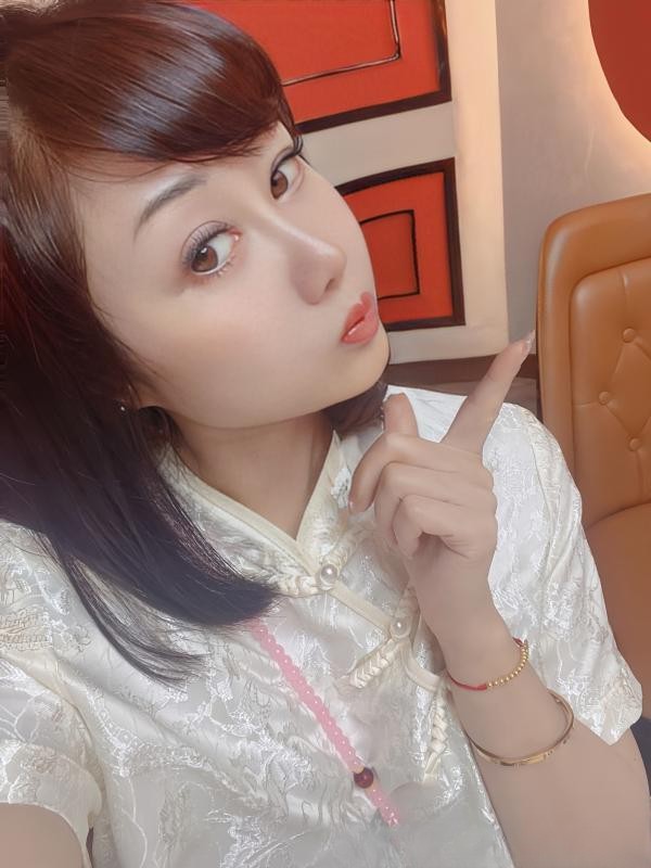 龙华大屁股半夏