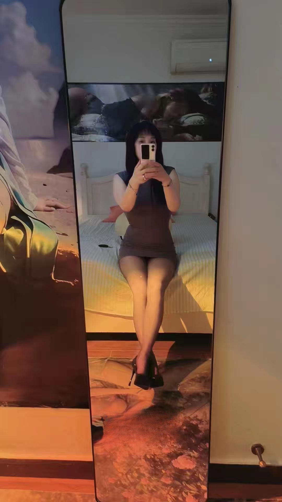 翘臀爽记小姐姐