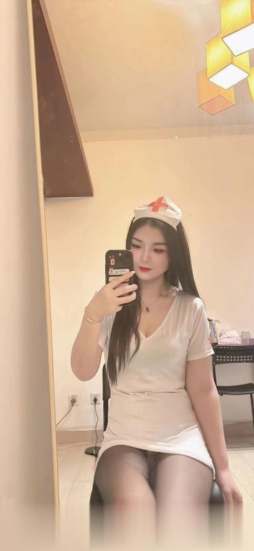 妩媚淫荡美乳骚御姐