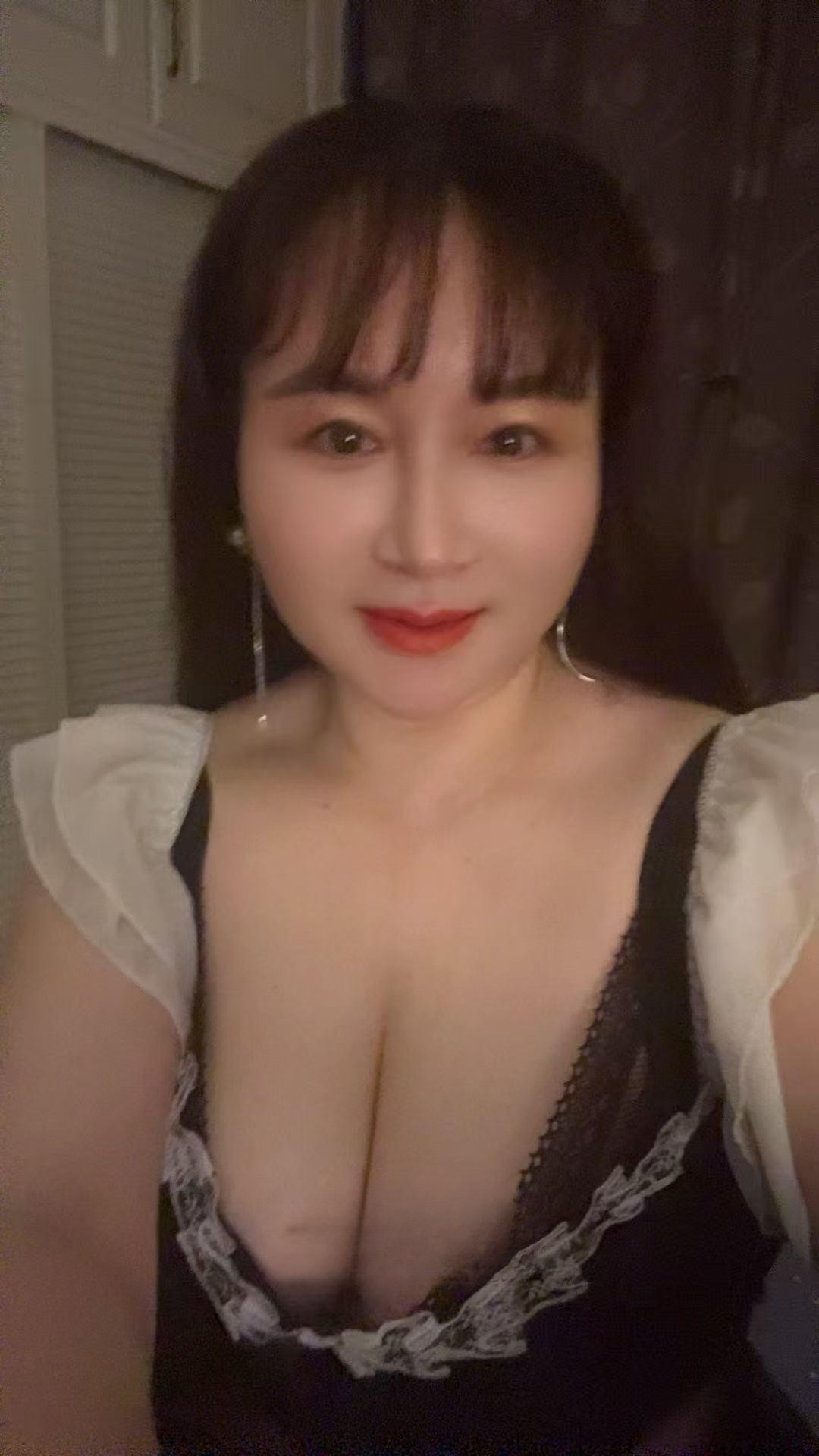 熟女兼职弯弯